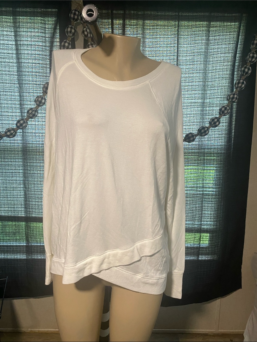 Athleta White Long-Sleeve Crew Pullover